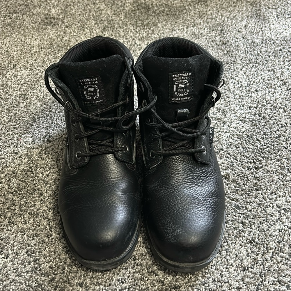 Women’s Steel toe work boots